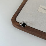 Clover Ring