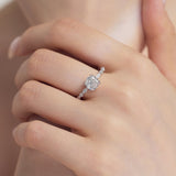 Elegant silver ring