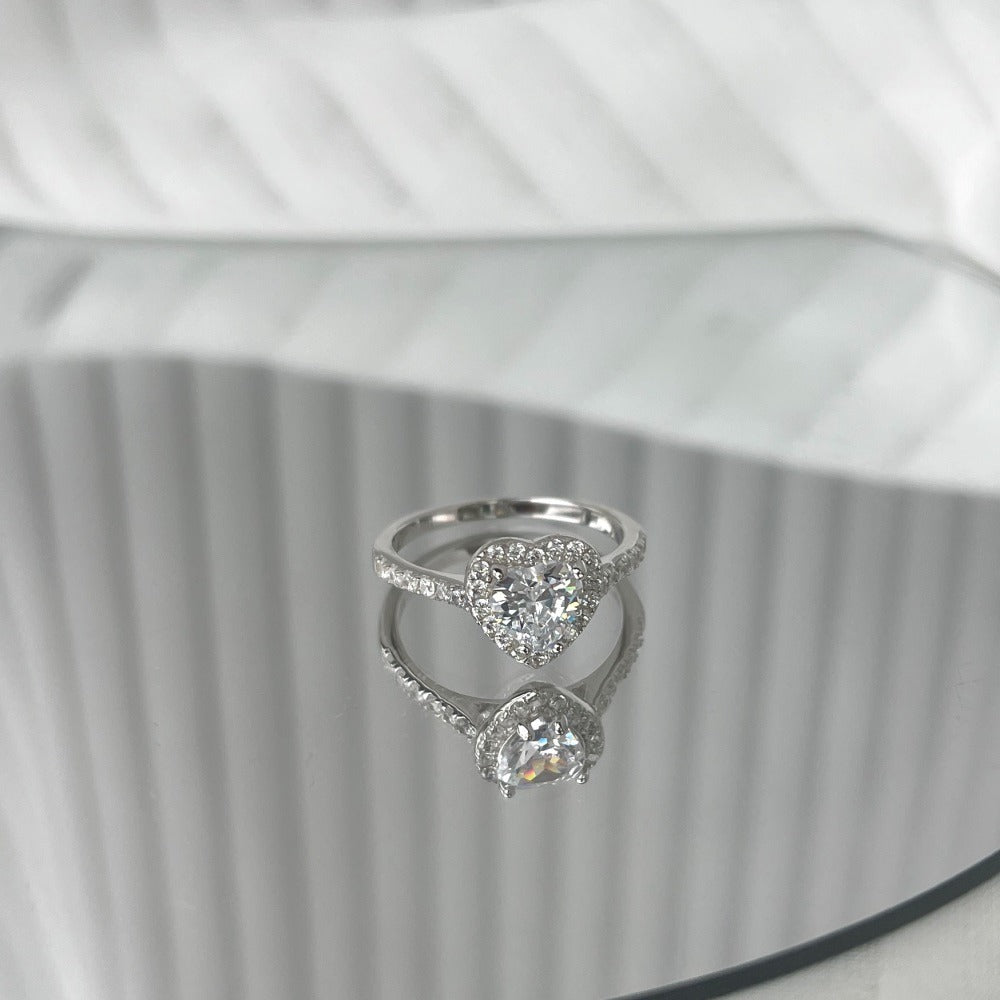 Luxe Horizon Ring