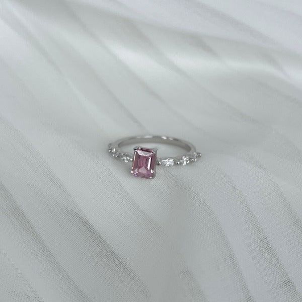 Queen’s Radiance Ring