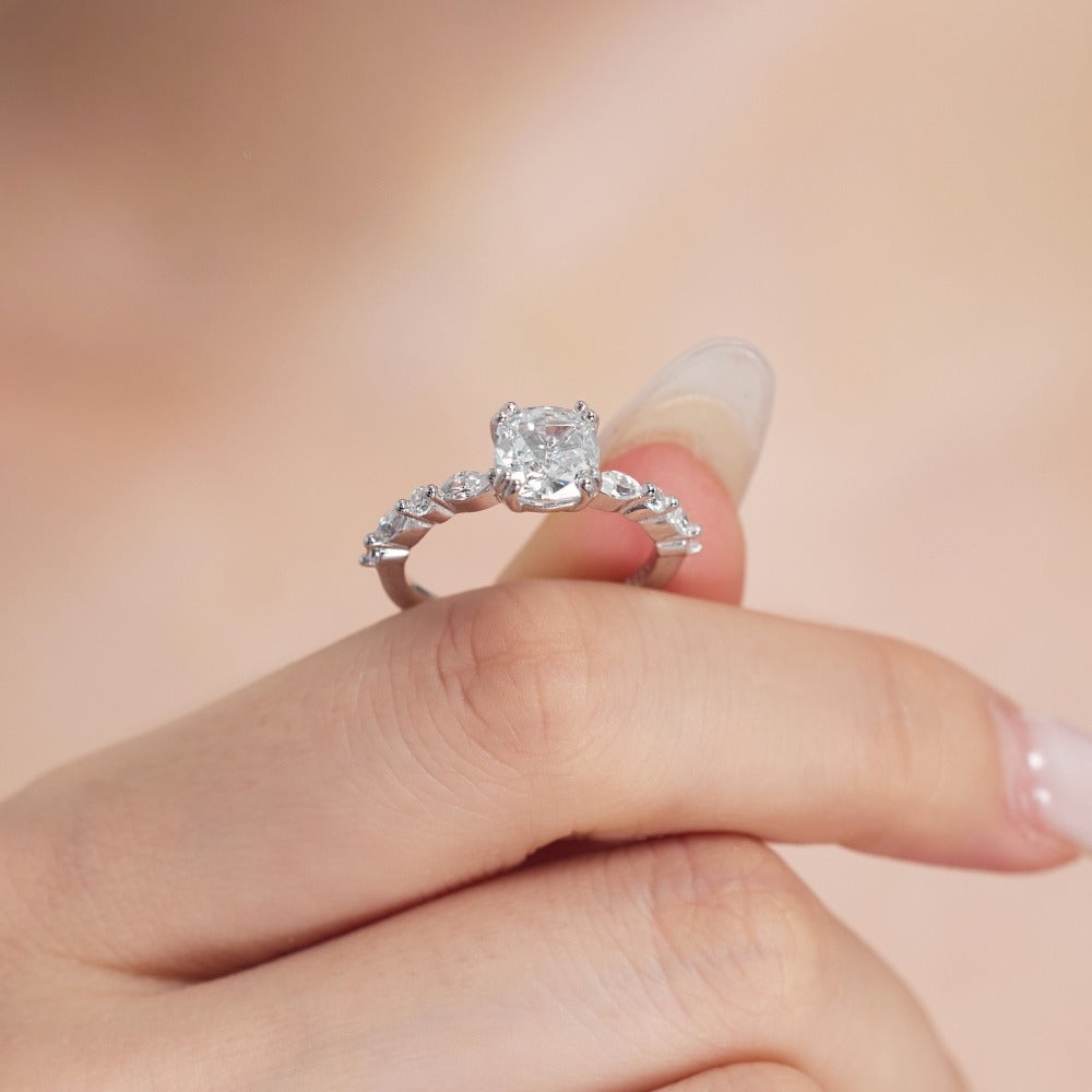 Aristocrat Spark Ring
