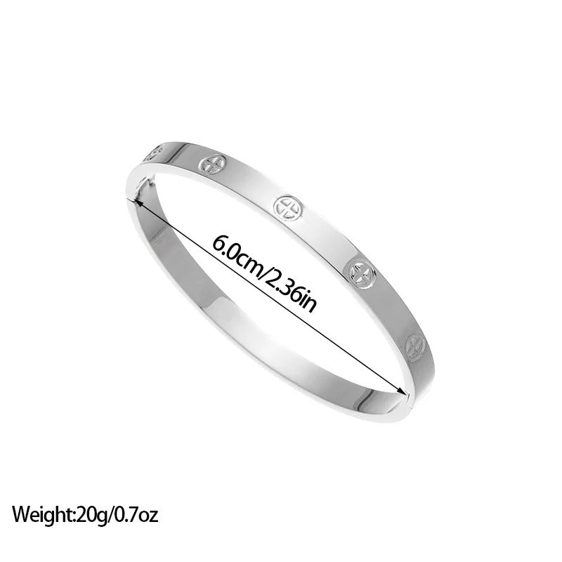 Fashion Bracelet – Silver Plated Stainless Steel Style