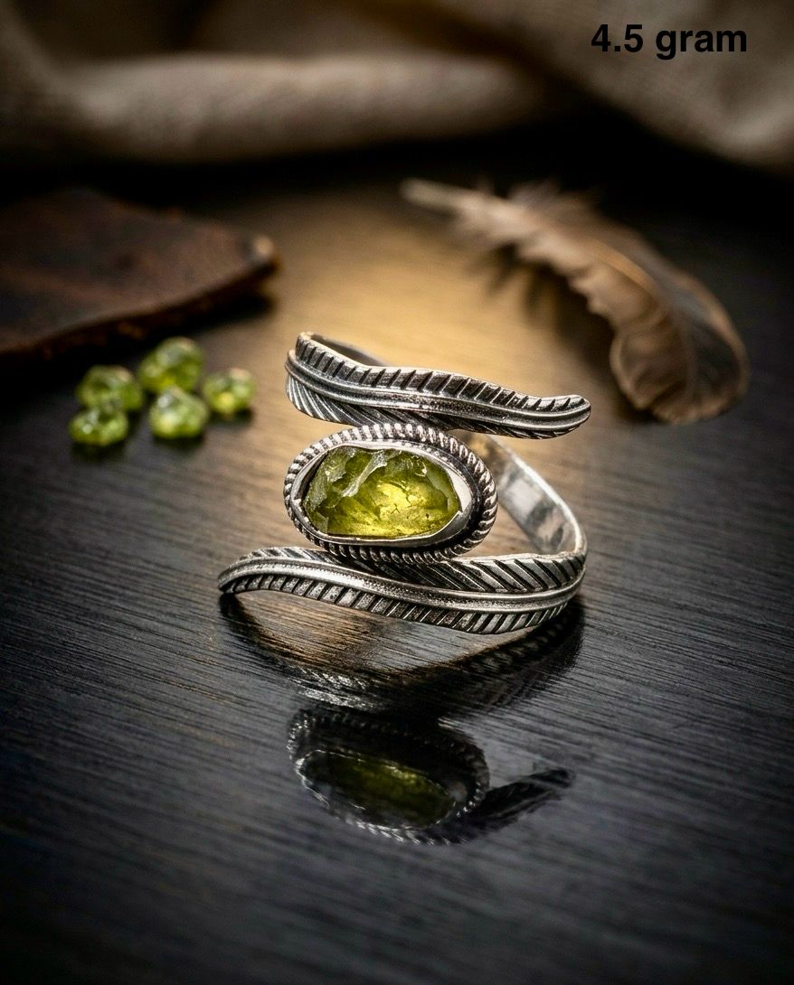 Peridot Ring – Fresh Green Gemstone Jewelry
