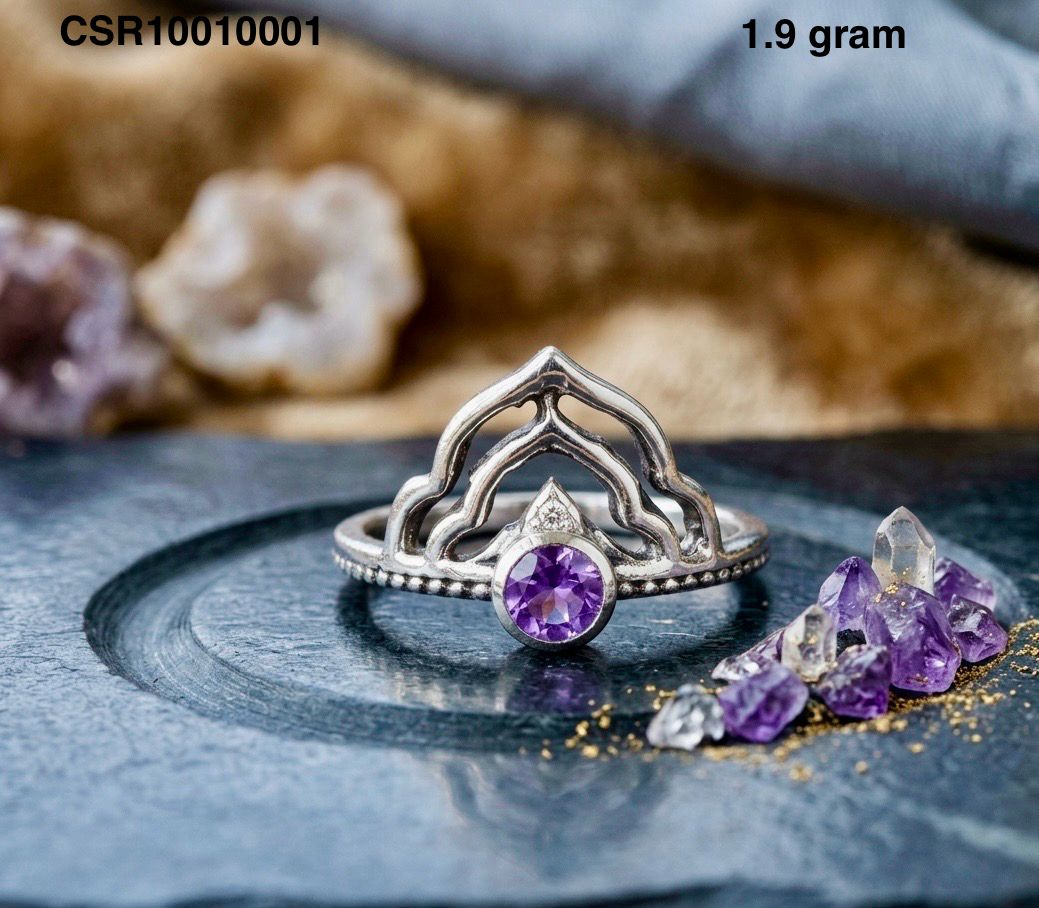 Amethyst Ring – Elegant Purple Gemstone Jewelry