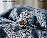 Garnet Ring – Classic Red Gemstone Jewelry