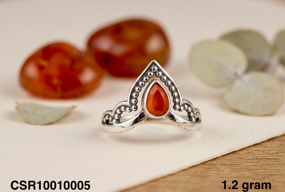 Carnelian Ring – Elegant Gemstone Fashion Jewelry