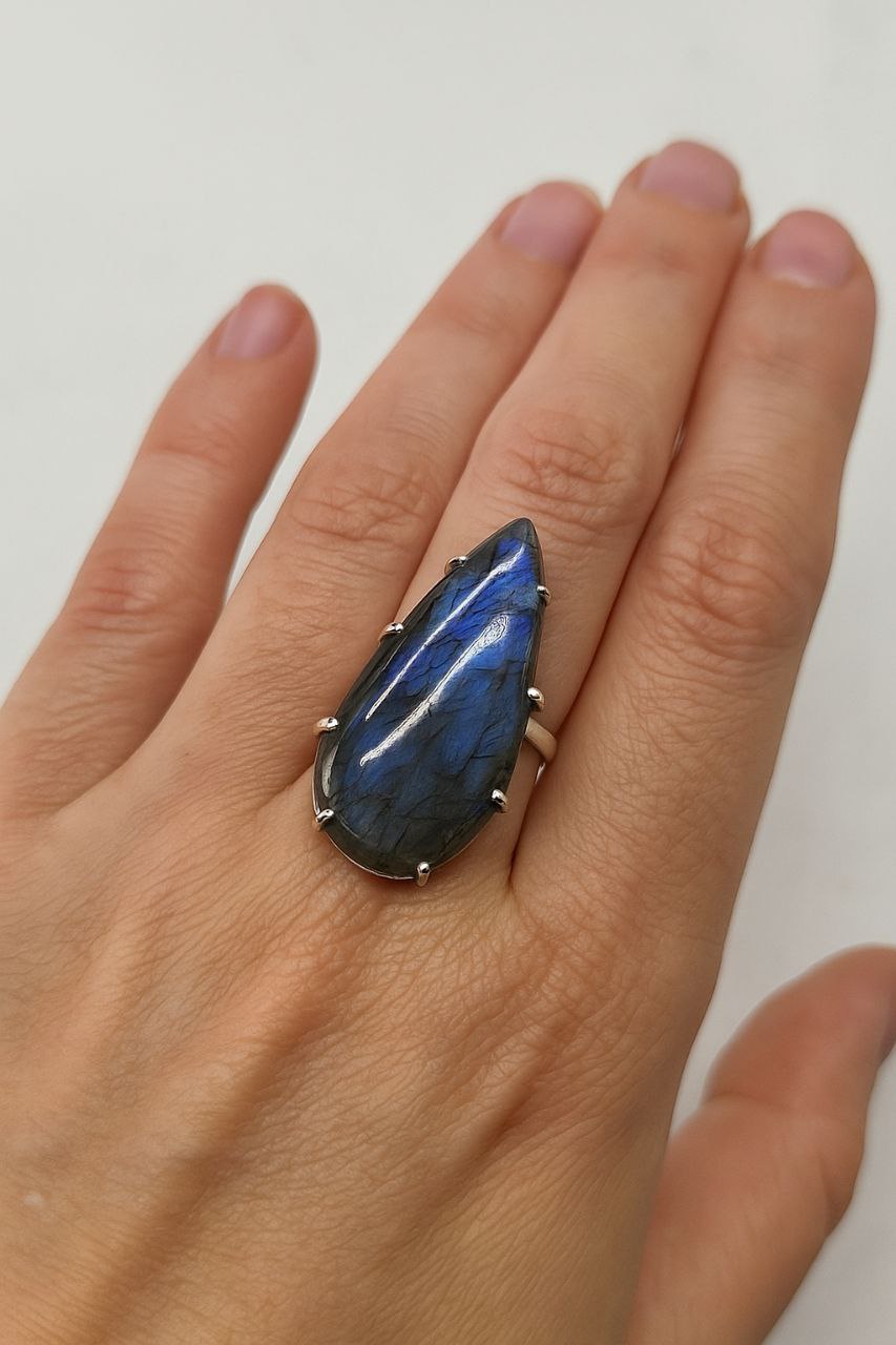 Labradorite Teardrop Ring in 925 Sterling Silver – Statement Gemstone Ring for Women
