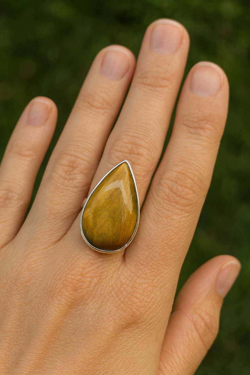 Tiger’s Eye Pear-Shaped Ring in 925 Sterling Silver – Protective Gemstone Statement Ring