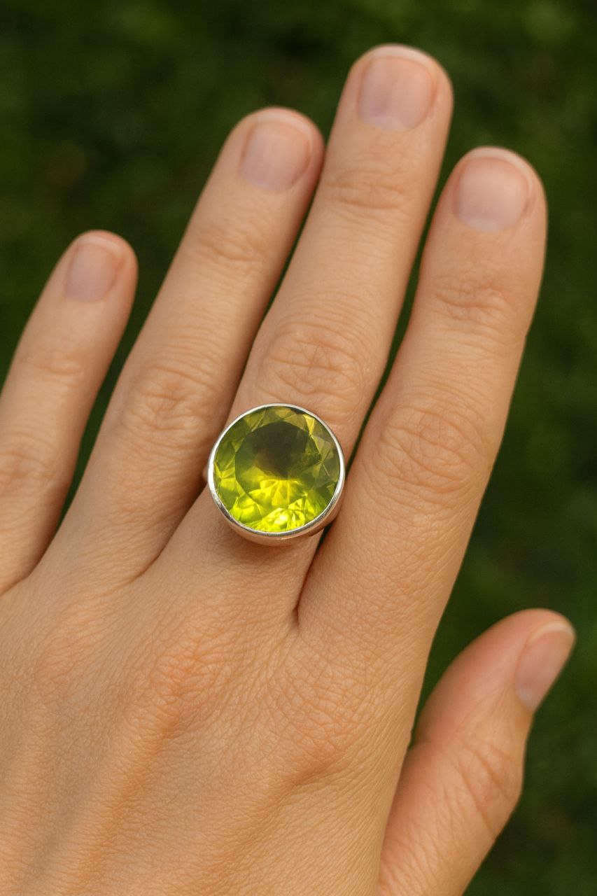 Lemon Quartz Ring in 925 Sterling Silver – Stone of Clarity and Positivity